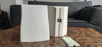 Bowers & Wilkins Solid Solutions S100

Surround speakers beschikbaar voor biedingen
