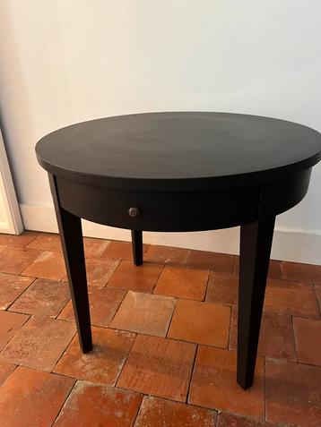 ANTIEKE TAFEL BIJZETTAFEL SIDETABLE SALON ZWART HOUT beschikbaar voor biedingen