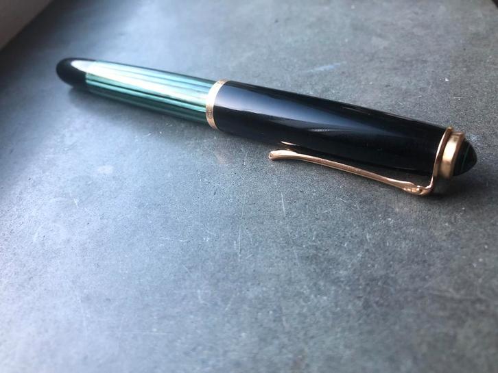Pelikan 400NN vulpen (1957-1965) - gouden penpunt 14C-585, Verzamelen, Pennenverzamelingen, Gebruikt, Vulpen, Overige merken, Ophalen of Verzenden