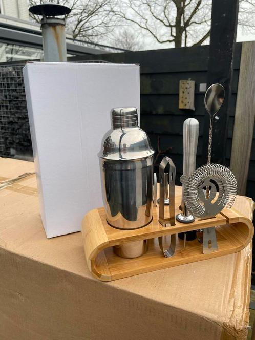 Cocktailset rvs nieuw in verpakking, Huis en Inrichting, Keuken | Keukenbenodigdheden, Nieuw, Ophalen of Verzenden