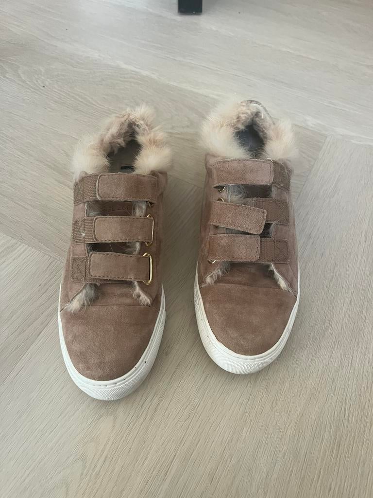 Dames schoenen maat 38 kleur beige, Kleding | Dames, Schoenen, Ophalen of Verzenden, Zo goed als nieuw, Beige, Sneakers of Gympen