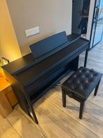 Zwarte piano met kruk, Muziek en Instrumenten, Piano's, Ophalen, Zo goed als nieuw, Zwart, Piano