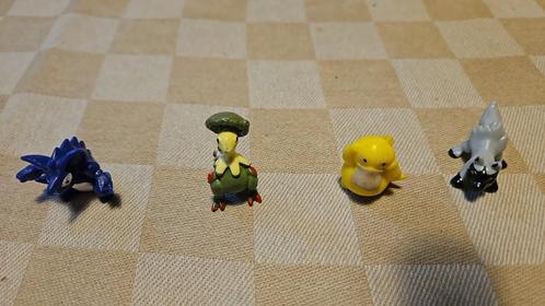pokemon figuren miniatures Psyduck Breloom Poochyena, Verzamelen, Poppetjes en Figuurtjes, Zo goed als nieuw, Ophalen of Verzenden