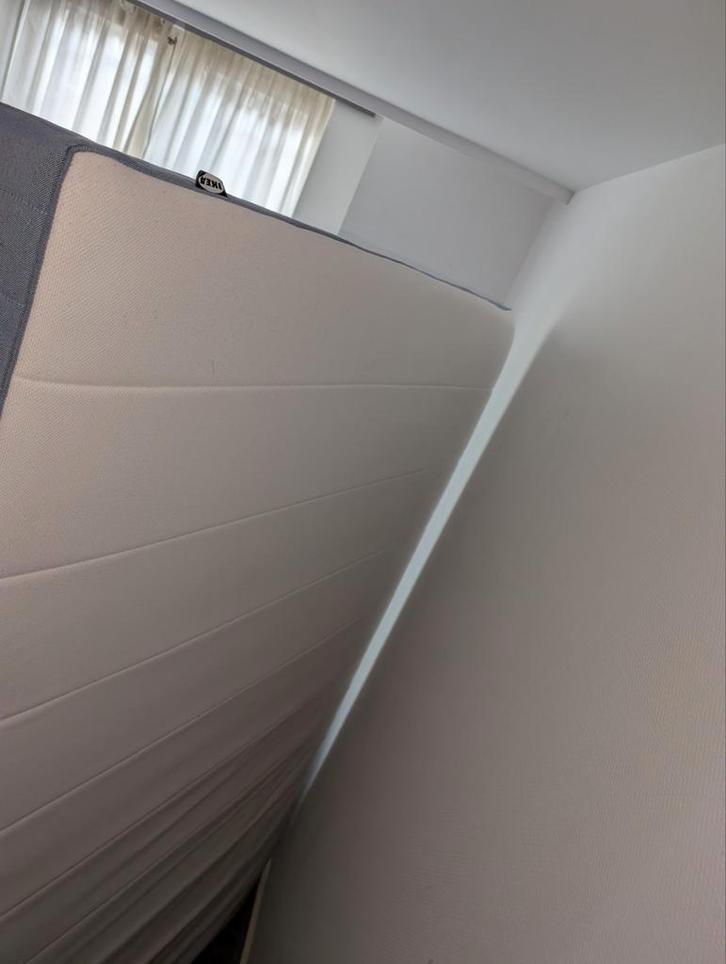 Ikea matras 140x200 - Goede staat in binnenstad, Huis en Inrichting, Slaapkamer | Matrassen en Bedbodems, Gebruikt, Matras, 140 cm