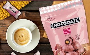 Chocodate chocolade - Ruby - Met dadel en amandel 90g beschikbaar voor biedingen