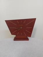 Vintage Mid Century houten tafelklok Junghans, Ophalen of Verzenden