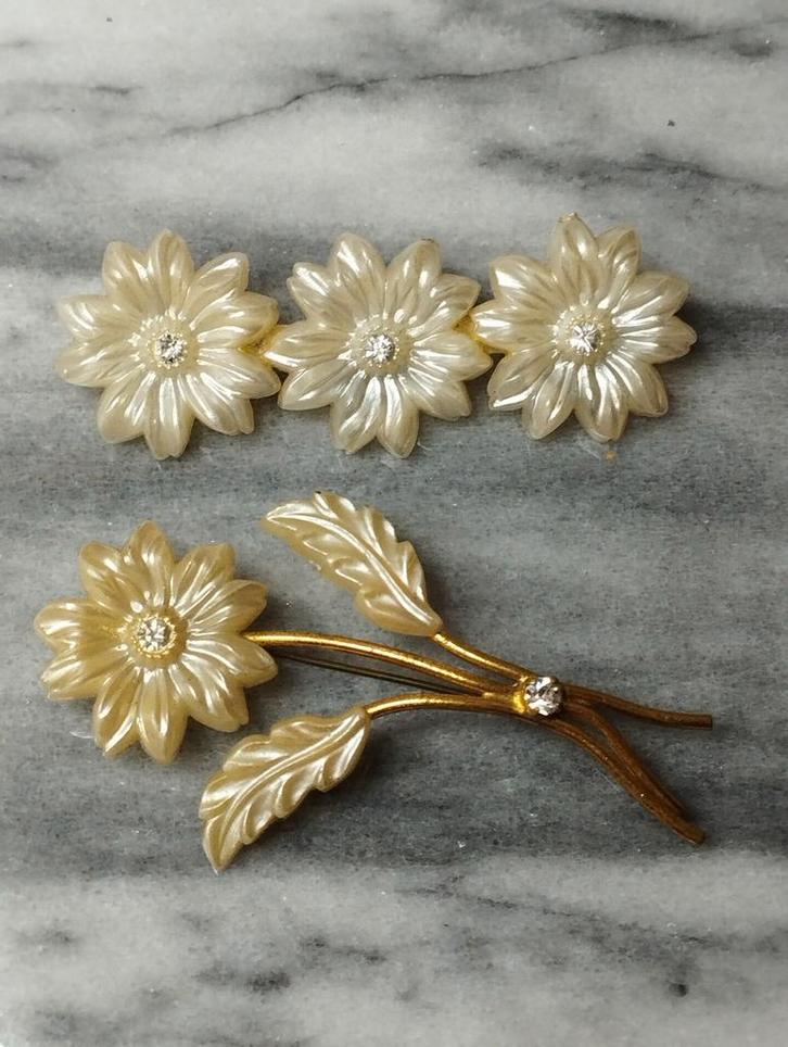 twee zeldzame, prachtige vintage broches, Sieraden, Tassen en Uiterlijk, Broches, Zo goed als nieuw, Overige materialen, Goud