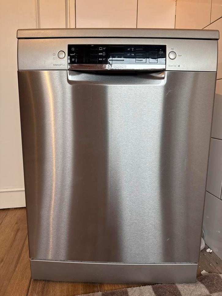 Bosch Serie 4 Silence Plus Vaatwasser, Witgoed en Apparatuur, Vaatwasmachines, Gebruikt, Vrijstaand, 85 tot 90 cm, 60 cm of meer