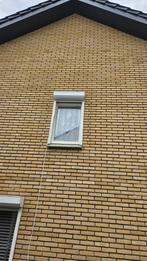 2 elektrische roluiken 70 euro per stuk, Doe-het-zelf en Verbouw, Rolluiken, Ophalen of Verzenden, Minder dan 100 cm