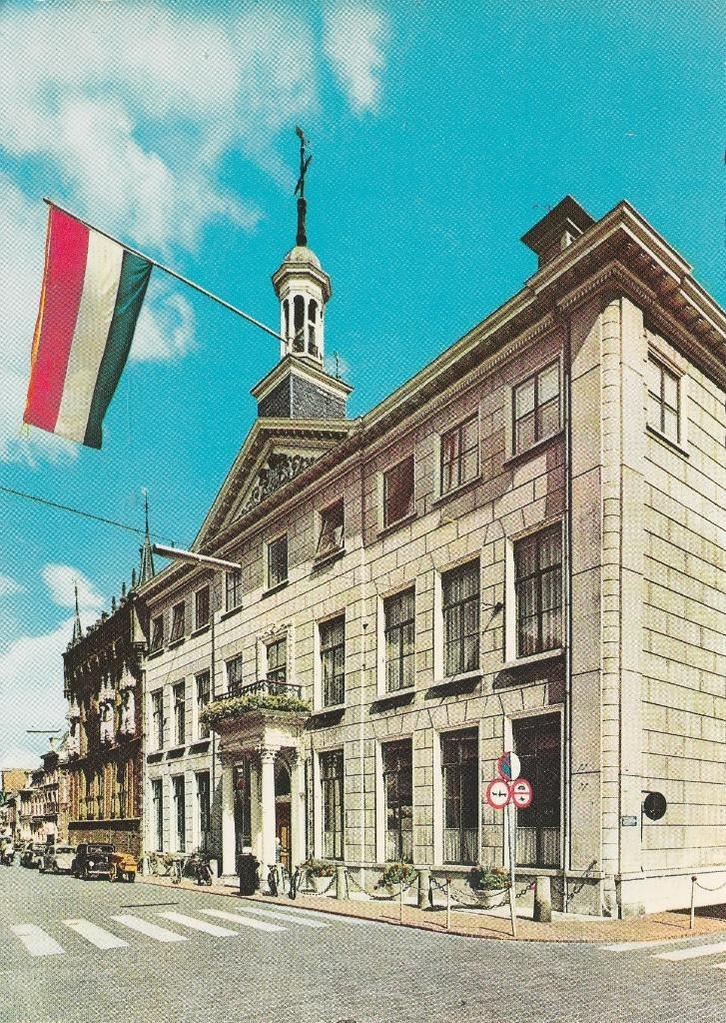KAMPEN Stadhuis, Verzamelen, Ansichtkaarten | Nederland, Ongelopen, Overijssel, 1960 tot 1980, Verzenden