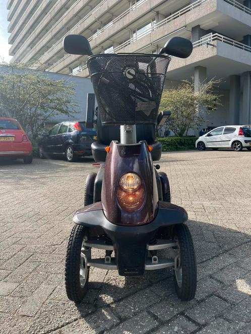 EXTRA ACTIERADIUS TROPHY 6 scootmobiel nw accu’s, Diversen, Rolstoelen, Zo goed als nieuw, Elektrische rolstoel, Ophalen of Verzenden