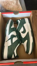 Nike Dunk low michigan state GS 38- 38,5 - 40, Ophalen of Verzenden, Nieuw, Sneakers of Gympen