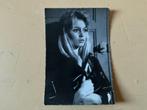 Vintage ansichtkaart van BRIGITTE Bardot, Ophalen of Verzenden, 1960 tot 1980, Sterren en Beroemdheden