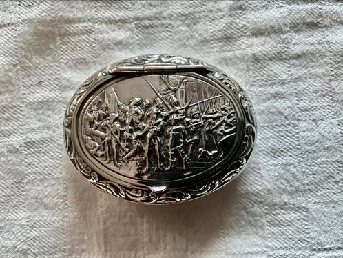 Zilveren pilledoosje 2e gehalte (1977), Antiek en Kunst, Antiek | Goud en Zilver, Zilver, Ophalen of Verzenden