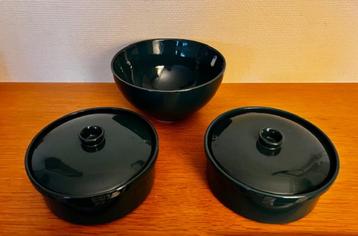 Arabia groen aardewerk servies beschikbaar voor biedingen