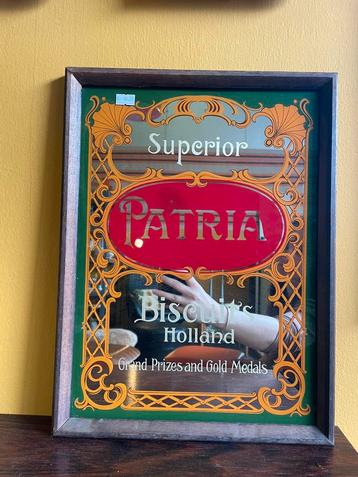 Vintage jaren 70 Patria biscuits wandspiegel beschikbaar voor biedingen