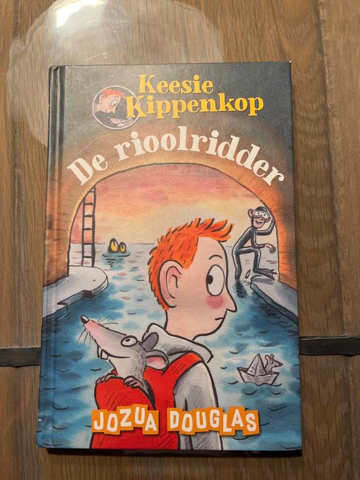 Keesie Kippenkop: De Rioolridder - Jozua Douglas, Boeken, Kinderboeken | Jeugd | onder 10 jaar, Zo goed als nieuw, Fictie algemeen
