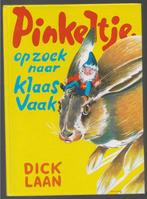 06 Pinkeltje op zoek naar Klaas Vaak HC, Ophalen of Verzenden, Zo goed als nieuw, Fictie algemeen