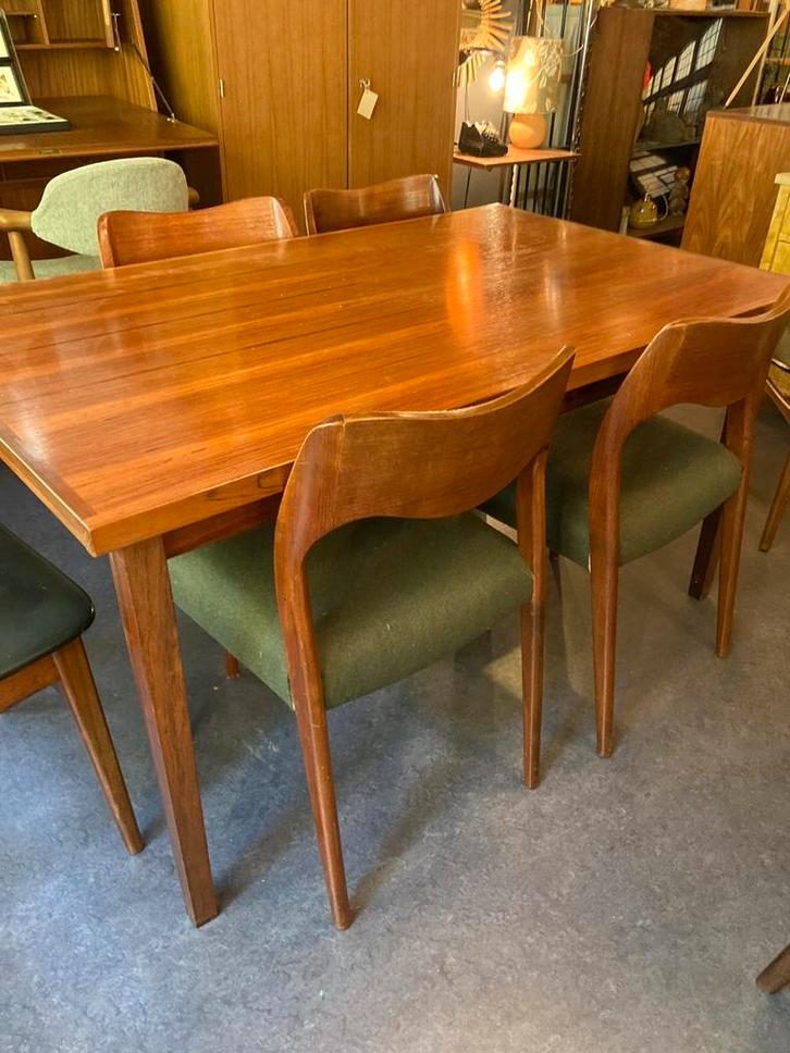Vintage eettafel van Fristho rio palissander uitschuifbaar, Huis en Inrichting, Tafels | Eettafels, Zo goed als nieuw, 50 tot 100 cm