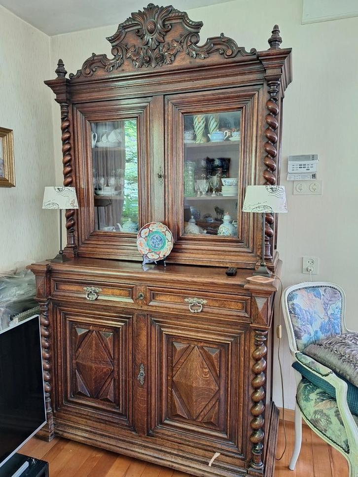 Antieke kast 235 hoog., Antiek en Kunst, Antiek | Meubels | Kasten, Ophalen