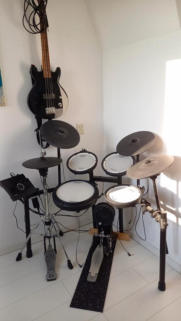 Roland Td17 kv, Muziek en Instrumenten, Drumstellen en Slagwerk, Zo goed als nieuw, Roland, Ophalen
