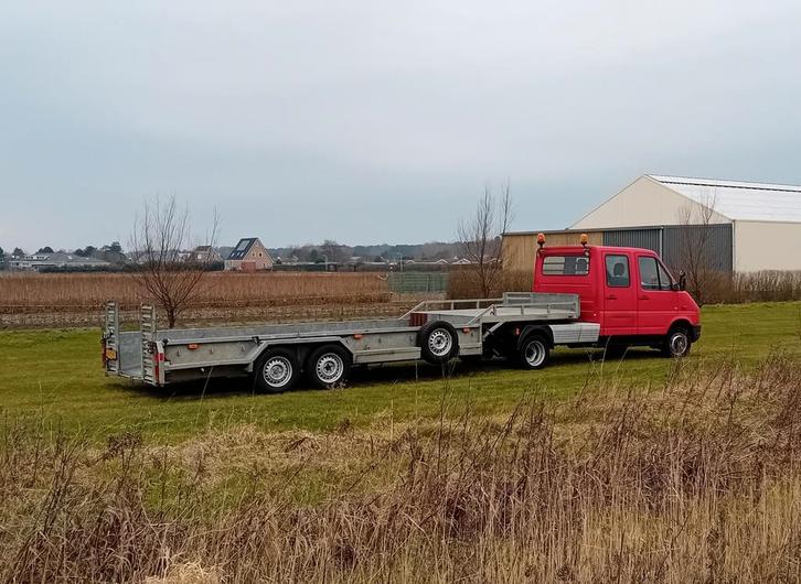 TRANSPORT goederenvervoer / autotransport in Nederland, Diensten en Vakmensen, Koeriers, Chauffeurs en Taxi's