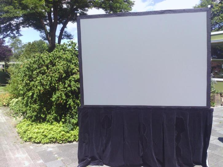 2x Fastfold mobiel projectiescherm, frames zo goed als nieuw, Audio, Tv en Foto, Professionele Audio-, Tv- en Video-apparatuur