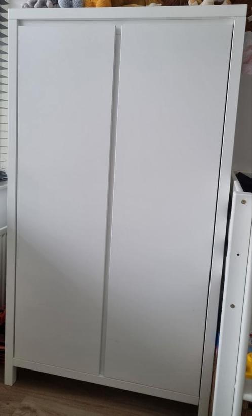 Bopita Corsica 2 deurs kast en verschoonopzet voor commode, Huis en Inrichting, Kasten | Roldeurkasten en Archiefkasten, Gebruikt