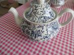theepot/Rosemarie/Royal Tudor/tea/Blauw/Rosemarie, Huis en Inrichting, Keuken | Servies, Overige typen, Ophalen of Verzenden, Zo goed als nieuw