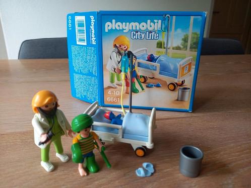 Playmobil Ziekenhuis kamer met dokter en jongen - 6661 COMPL, Kinderen en Baby's, Speelgoed | Playmobil, Zo goed als nieuw, Complete set
