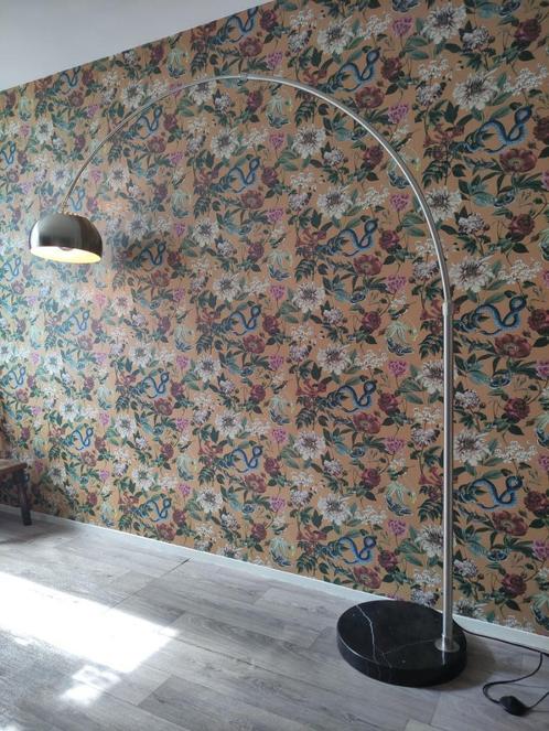 Booglamp mat geborsteld staal met marmeren voet vloerlamp, Huis en Inrichting, Lampen | Vloerlampen, Gebruikt, 200 cm of meer