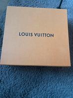 Louis Vuitton Verpakking / Doos 35x37cm - Zeer Goede Staat, Ophalen of Verzenden, Zo goed als nieuw, Overige materialen, Volwassenen