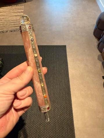 Chakra Staaf - Rozenkwarts met Edelstenen beschikbaar voor biedingen
