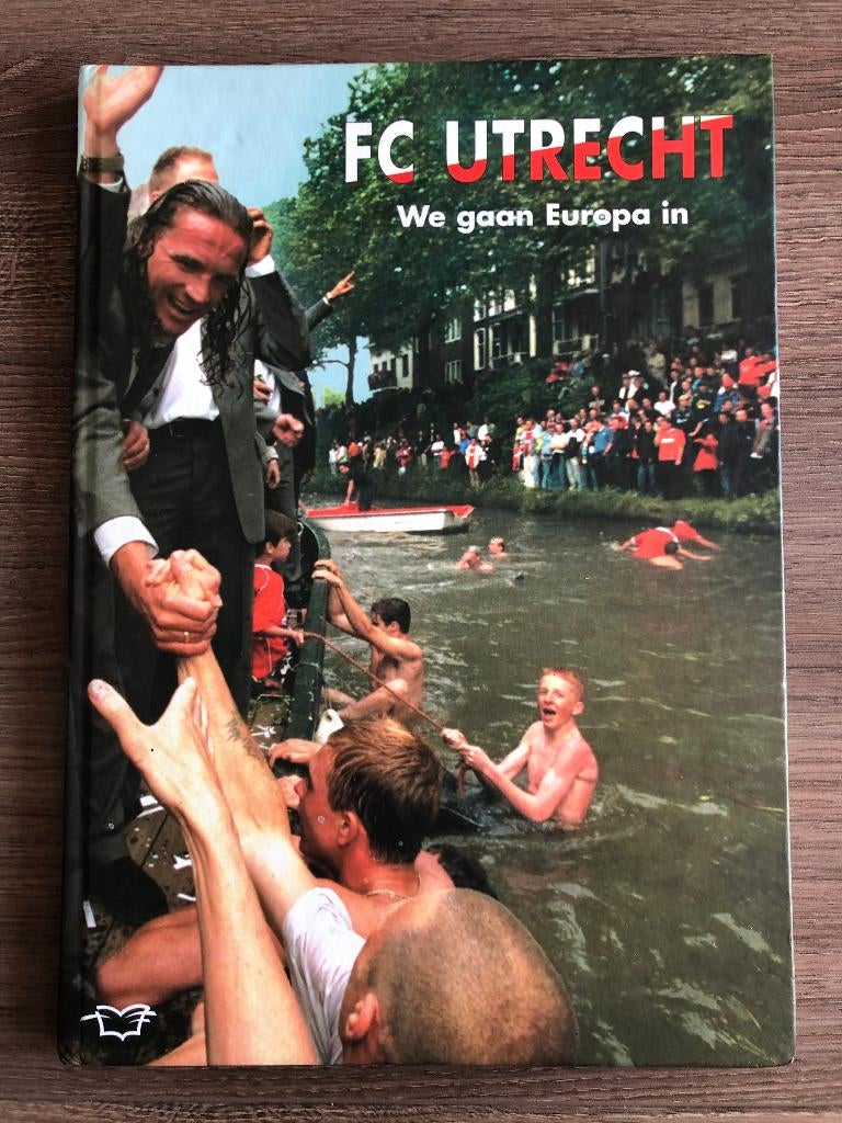 FC Utrecht We gaan Europa in 2000/2001, Ophalen of Verzenden, Gebruikt, F.C. Utrecht, Boek of Tijdschrift