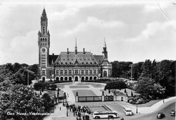 (701-195-015) Den Haag Vredespaleis beschikbaar voor biedingen