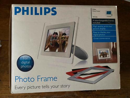 Philips PhotoFrame 7FF1M4/00 foto frame, Audio, Tv en Foto, Fotografie | Digitale fotolijsten, Zo goed als nieuw, Accu, Ophalen of Verzenden