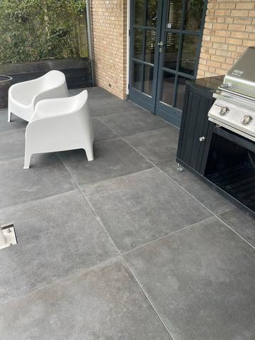 Keramische Tuintegels 90x90 - 4m2 beschikbaar voor biedingen