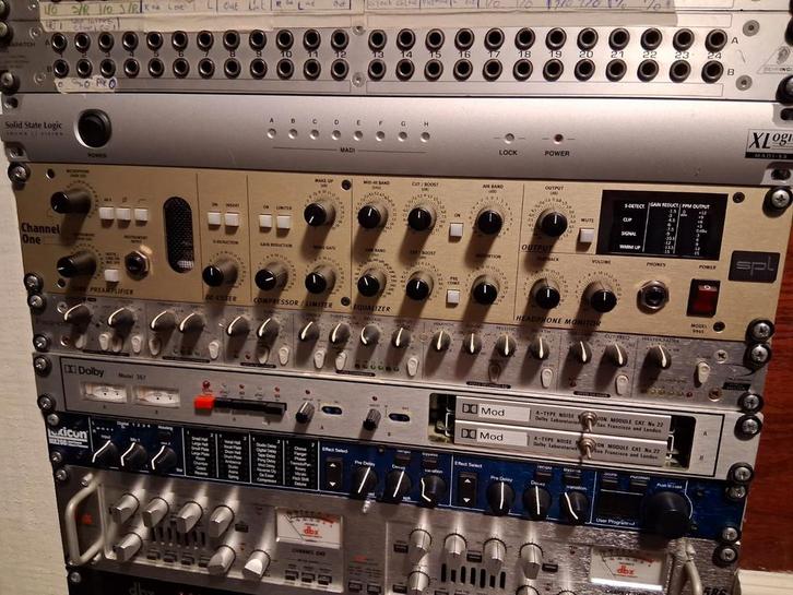 SSL X8 madi router, Muziek en Instrumenten, Midi-apparatuur, Gebruikt, Ophalen of Verzenden