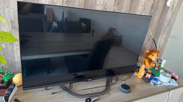 LG 47” Smart TV + Xiaomi Mi Box S + Roseland Soundbar beschikbaar voor biedingen