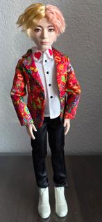 Mattel BTS Boy Band Barbie, Verzamelen, Poppen, Ophalen of Verzenden, Zo goed als nieuw, Pop