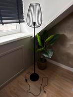 Moderne zwarte vloerlamp - Eglo Newtown, Ophalen, Nieuw, Metaal, 150 tot 200 cm