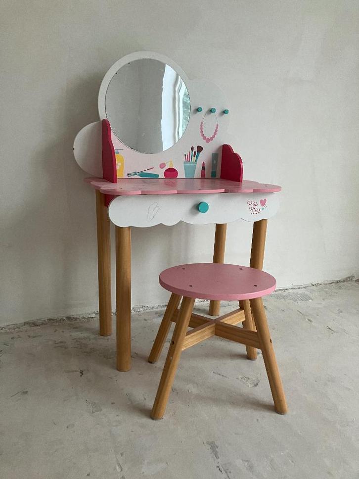 Kinderkaptafel P'tite Miss van Janod, Kinderen en Baby's, Speelgoed | Houten speelgoed, Gebruikt, Meubelstuk of Keukentje, Ophalen