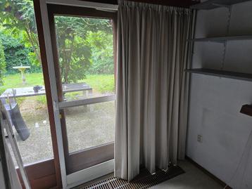 Gordijnen goudkleurig met lichte streep B270xH220 beschikbaar voor biedingen