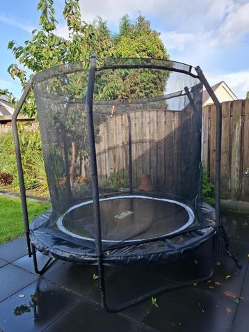Trampline Salta Premium Black Edition ⌀213 cm beschikbaar voor biedingen