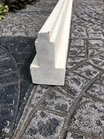 Meranti deurstijl beschikbaar voor biedingen