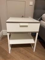 2 ikea nachtkastjes, Huis en Inrichting, Slaapkamer | Nachtkastjes, Ophalen of Verzenden, Zo goed als nieuw, Minder dan 45 cm