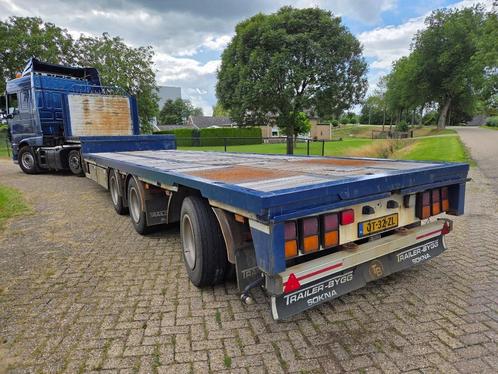 3 ASSIGE GESTUURDE SEMI OPLEGGER DIEPLADER., Auto's, Vrachtwagens, Bedrijf, Aanhangers en Opleggers, Euro 6, Ophalen
