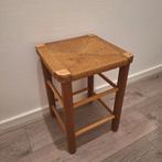 Vintage retro boho houten krukje met touw gevlochten zitting, Ophalen of Verzenden, Zo goed als nieuw, Hout