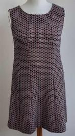 Vila Joy zwart/rode jurk met retro print mt. M, Maat 38/40 (M), Zwart, Ophalen of Verzenden, Zo goed als nieuw