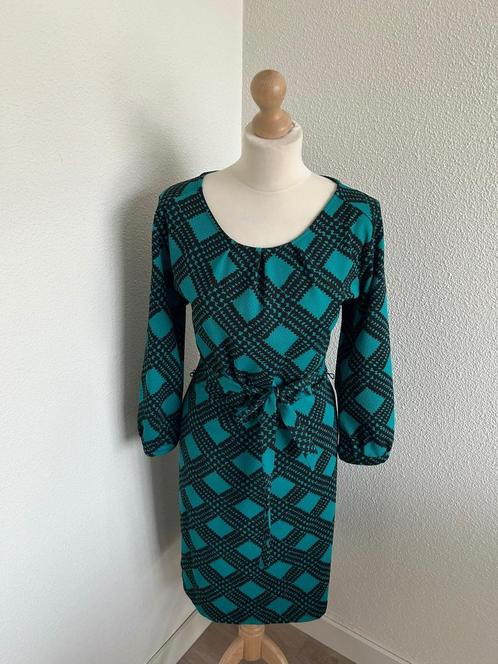 King Louie maat L groen zwarte retro jurk, Kleding | Dames, Jurken, Zo goed als nieuw, Maat 42/44 (L), Groen, Knielengte, Ophalen of Verzenden